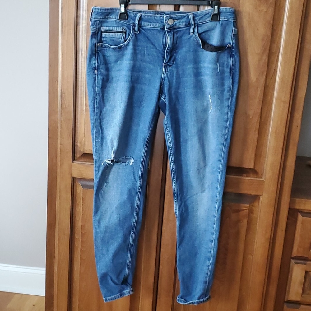 Calvin Klein Curvy Skinny Jeans
